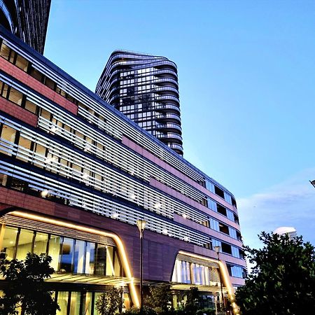 Melbourne Docklands Riverside Views 외부 사진