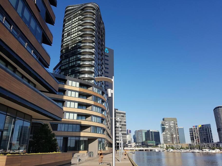 Melbourne Docklands Riverside Views 외부 사진